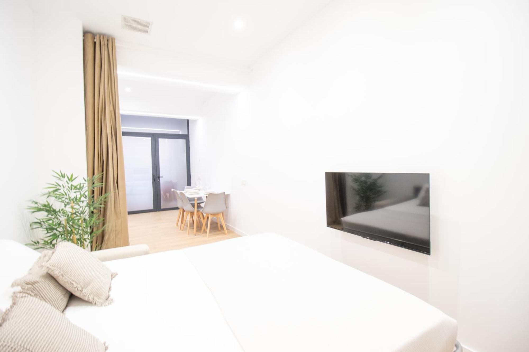 Bedtime Suites By Concept Flats Valencia Bagian luar foto