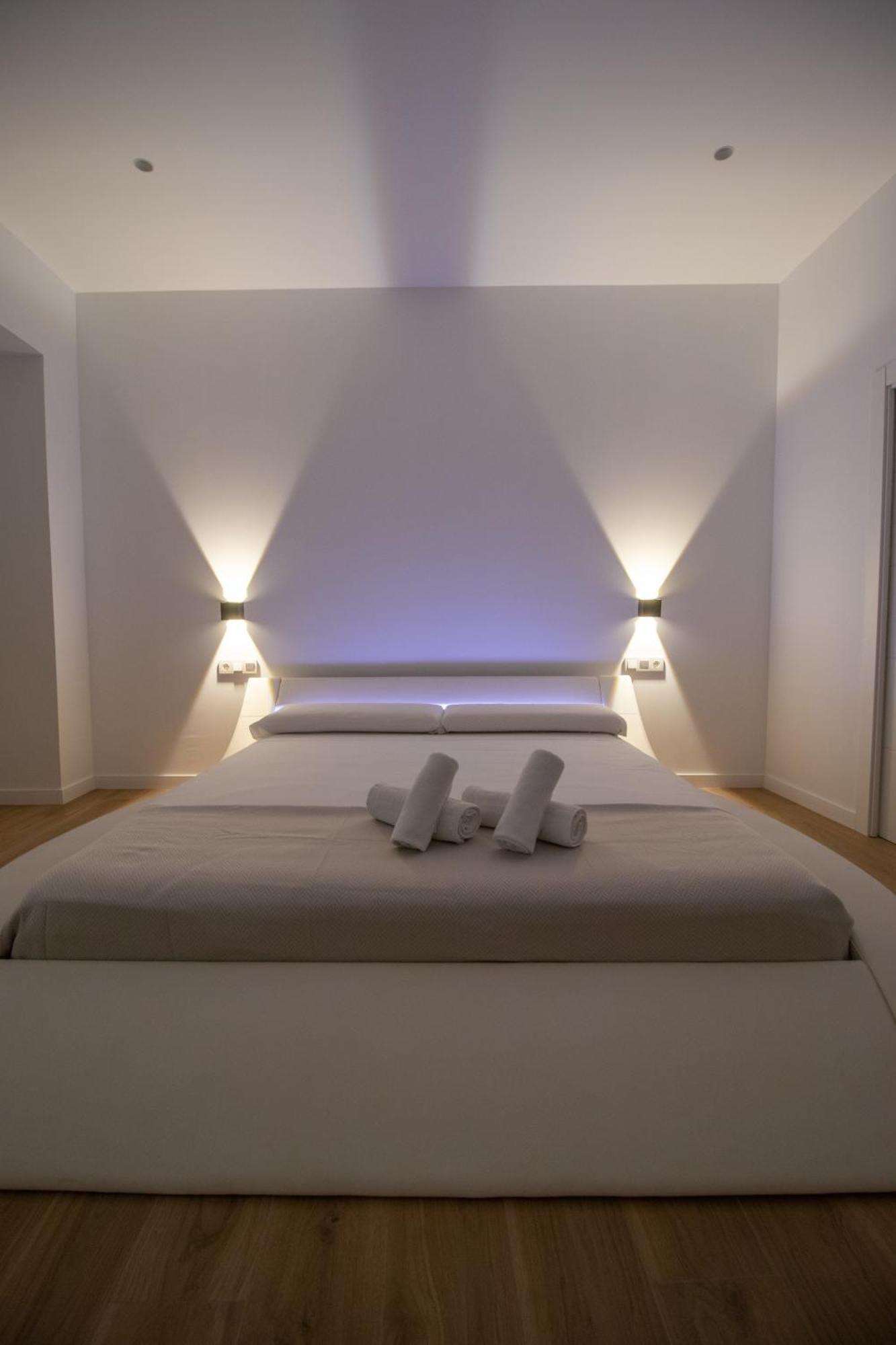Bedtime Suites By Concept Flats Valencia Bagian luar foto