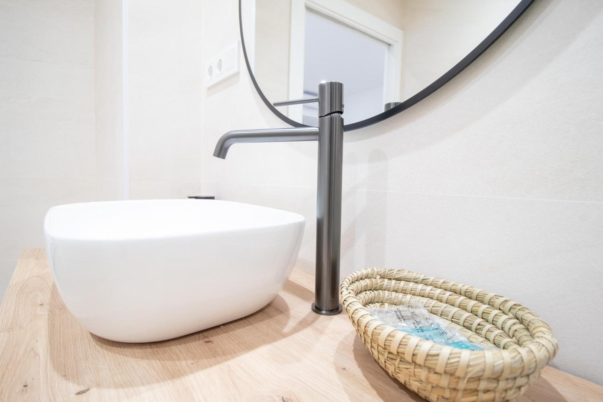Bedtime Suites By Concept Flats Valencia Bagian luar foto